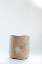 Load image into Gallery viewer, miss joye heart thumb mug : handmade heart thumb mug