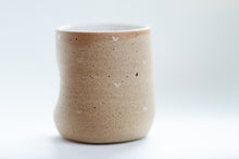 Load image into Gallery viewer, miss joye heart thumb mug : handmade heart thumb mug