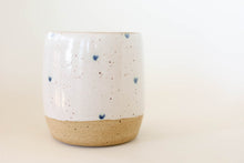 Load image into Gallery viewer, miss sylva + light hearts