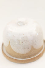 Load image into Gallery viewer, miss betty: scalloped top butter dish